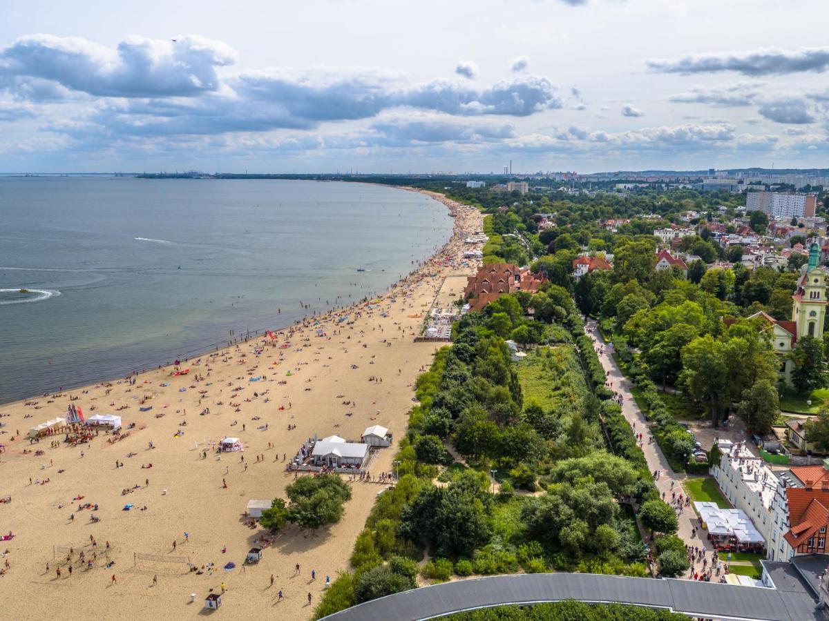 Sedan - Destigo Hotell Sopot