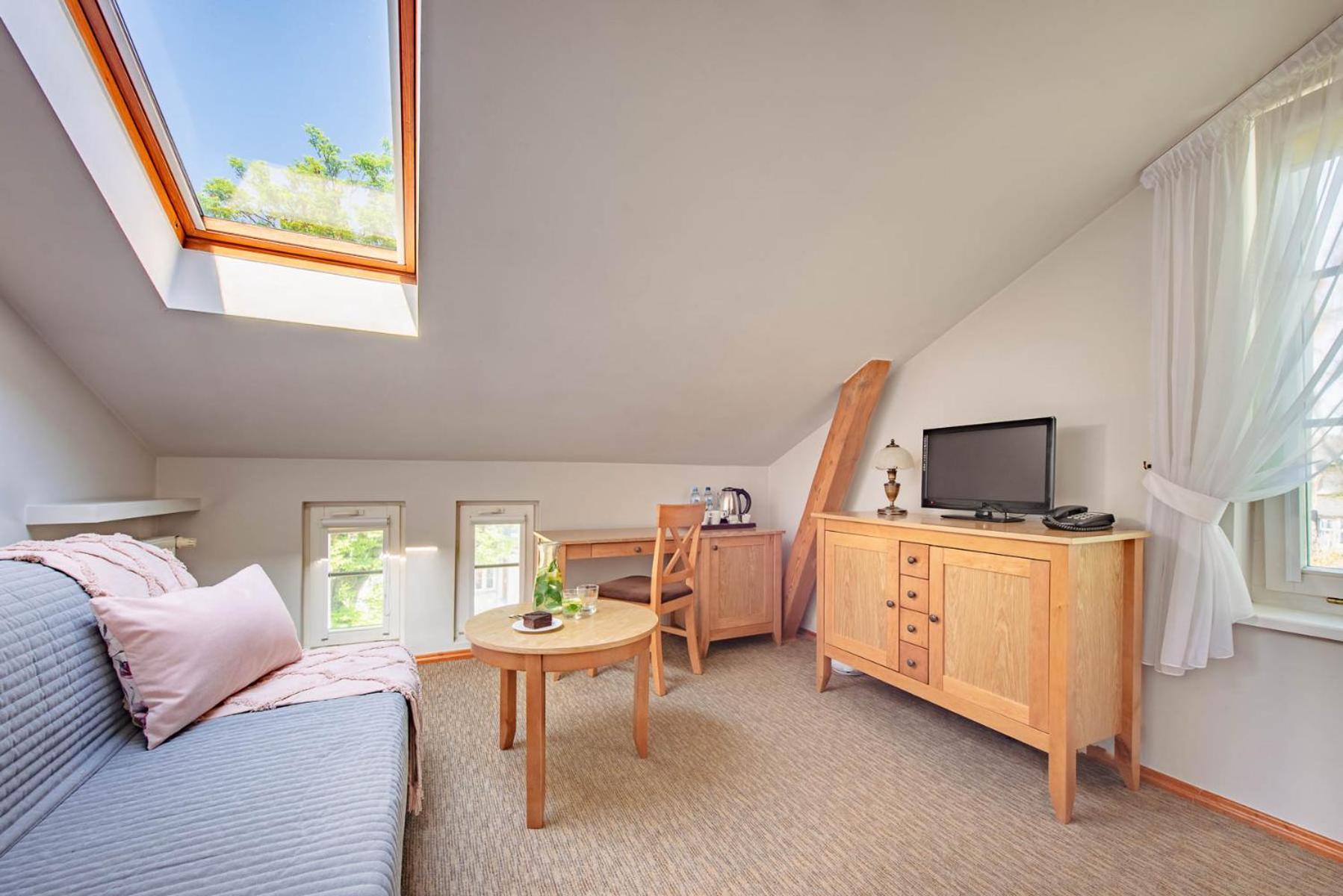 Sedan - Destigo Hotell